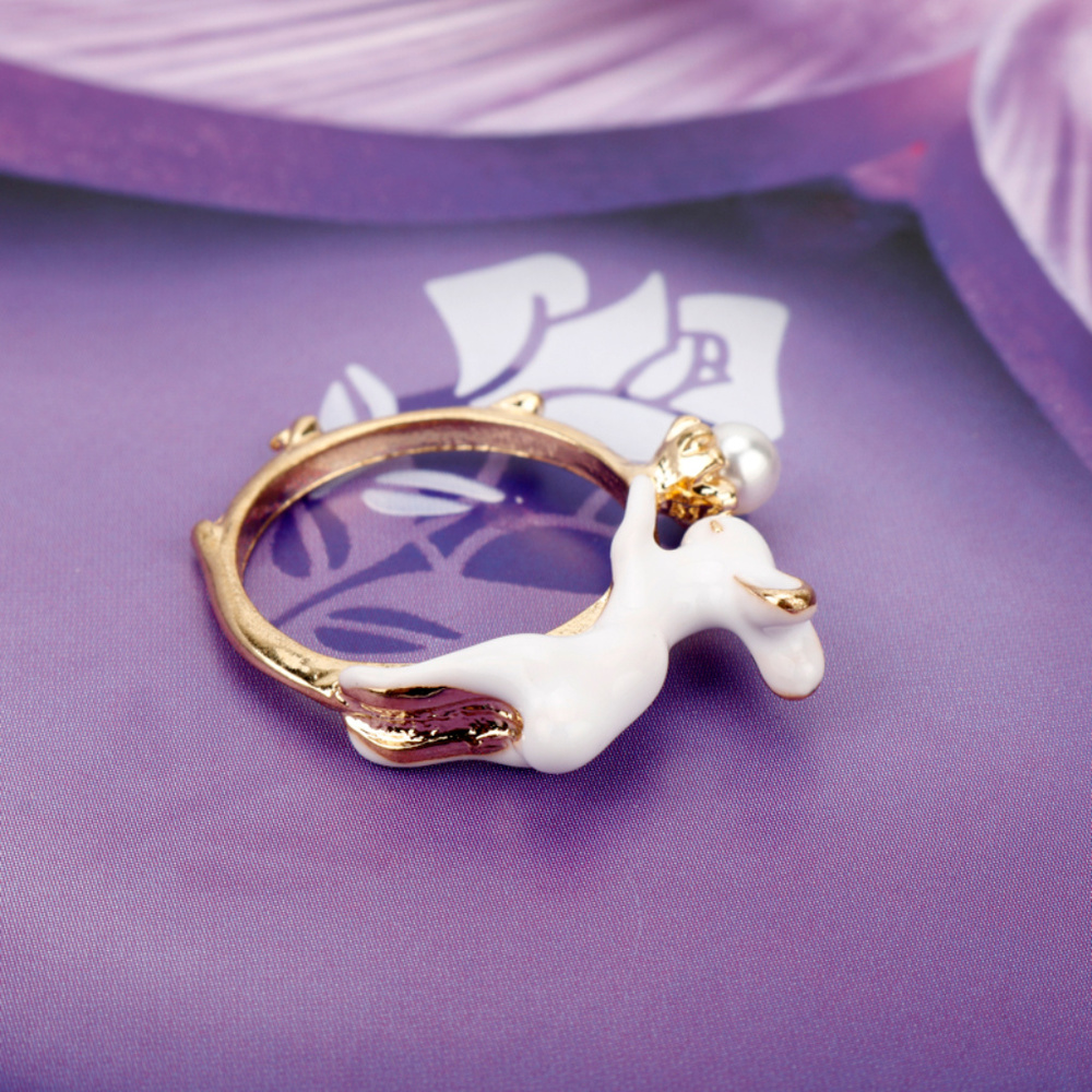 Enamel Bunny Rabbit Ringš - Picture 3 of 3